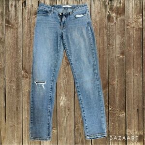 711 Skinny Levi Blue Jeans size 27